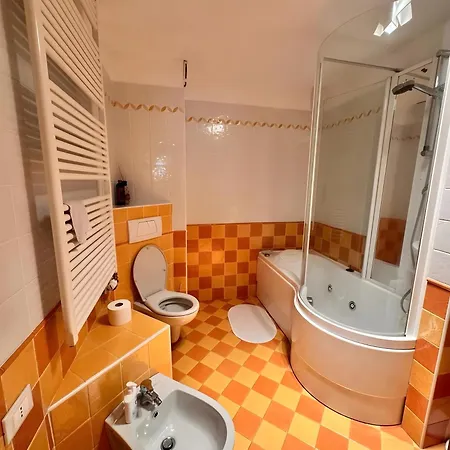 Nyaraló - Incanto *